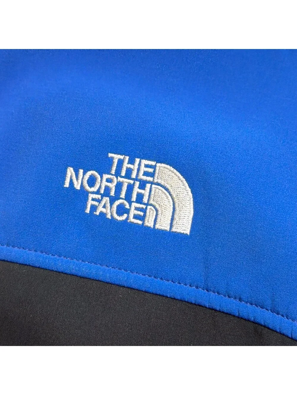 The North Face Polartec Windbloc Softshell Fleece Jacket Mens L Black Royal Blue